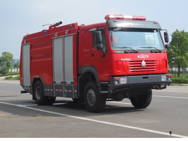 國五豪沃四驅泡沫消防車（6噸）：